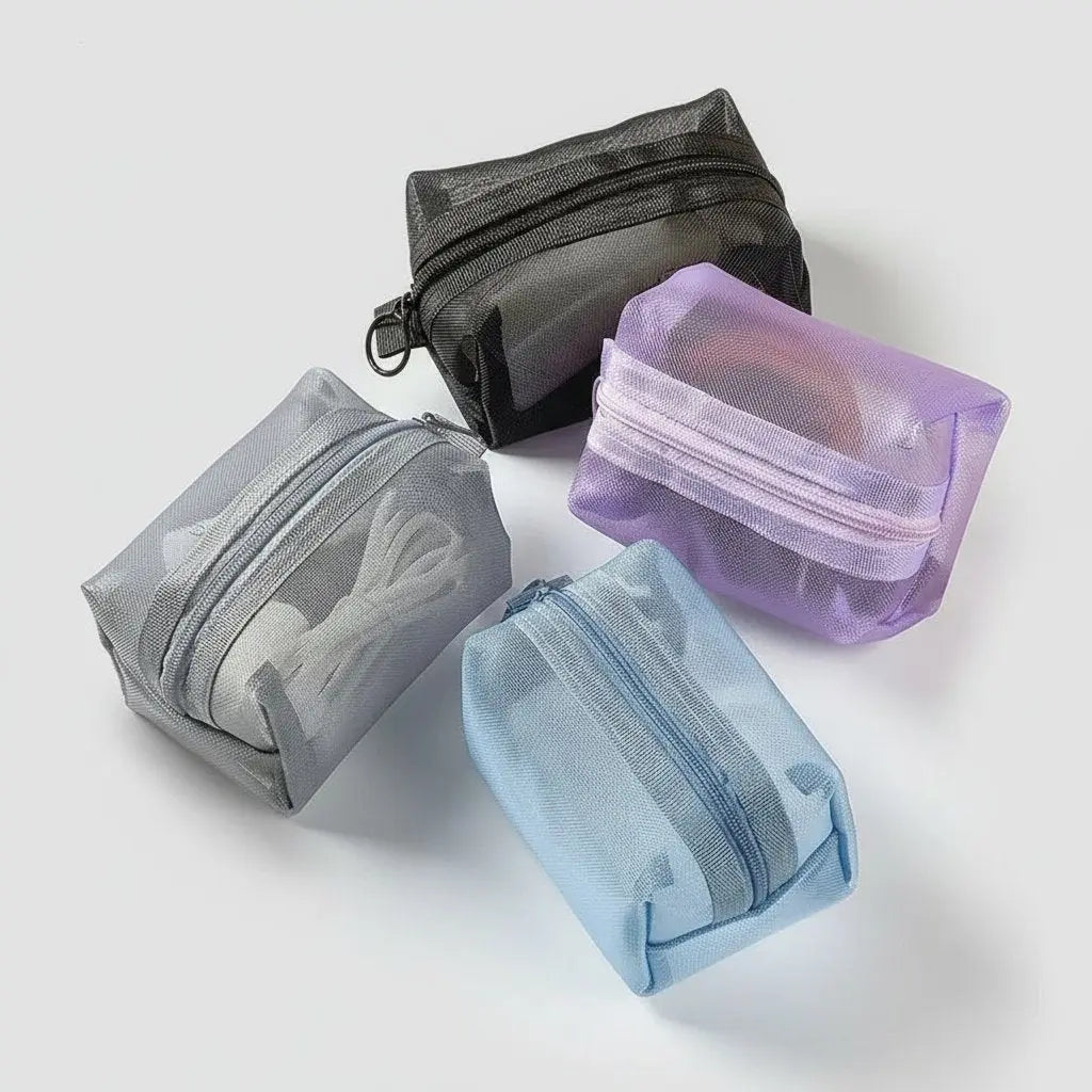 Mini trousse de toilette nylon en mesh transparent