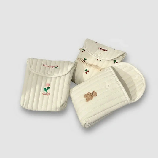 Trousse de toilette bébé | Pochette coton serviettes & soins